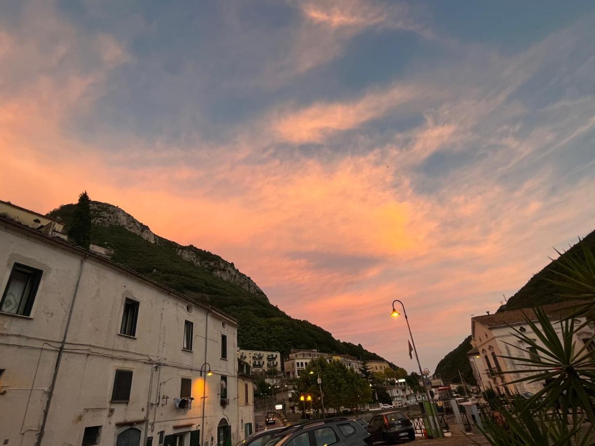 B&B Due Su Due Holiday Vietri 外观 照片
