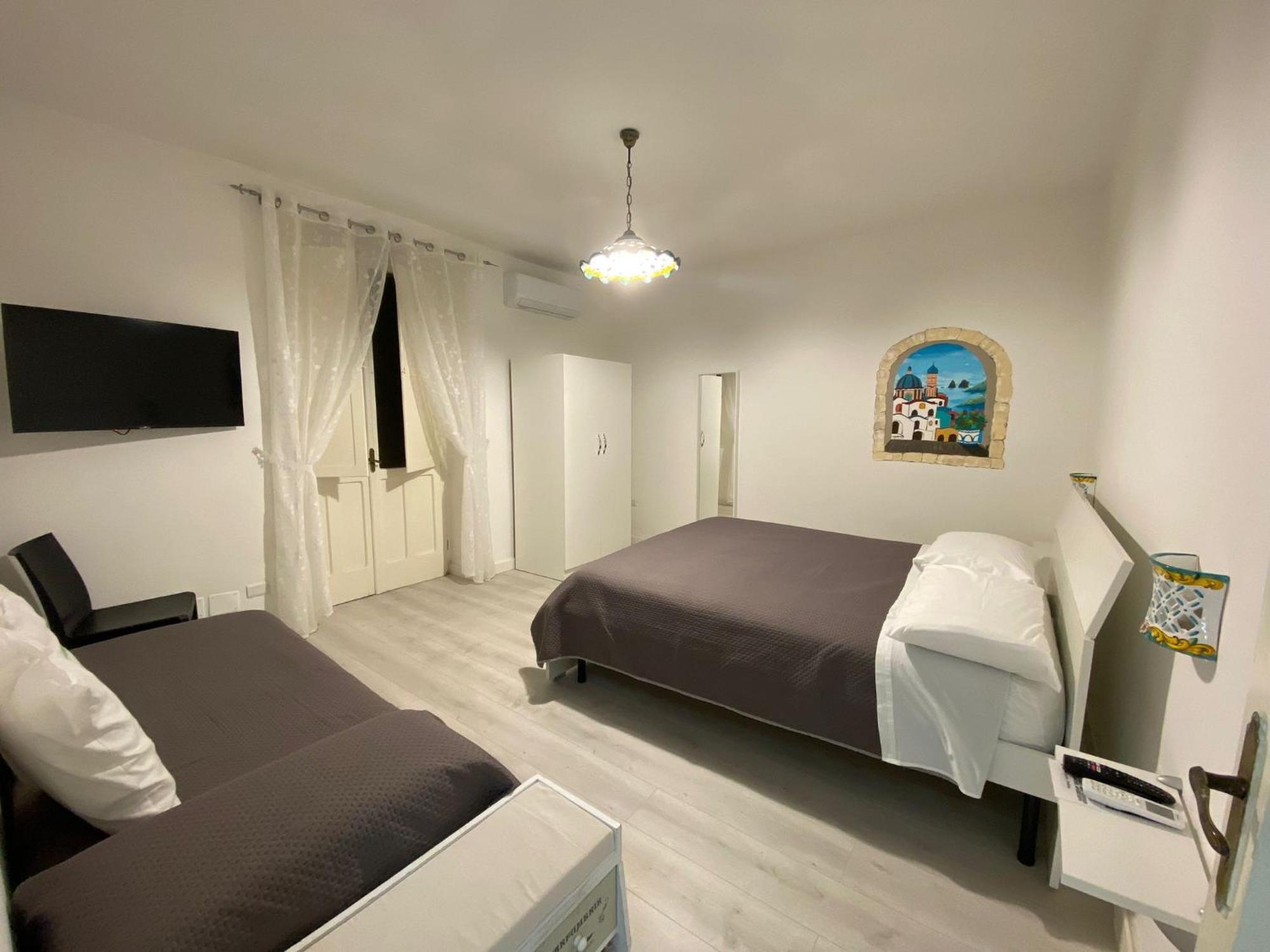 B&B Due Su Due Holiday Vietri 外观 照片